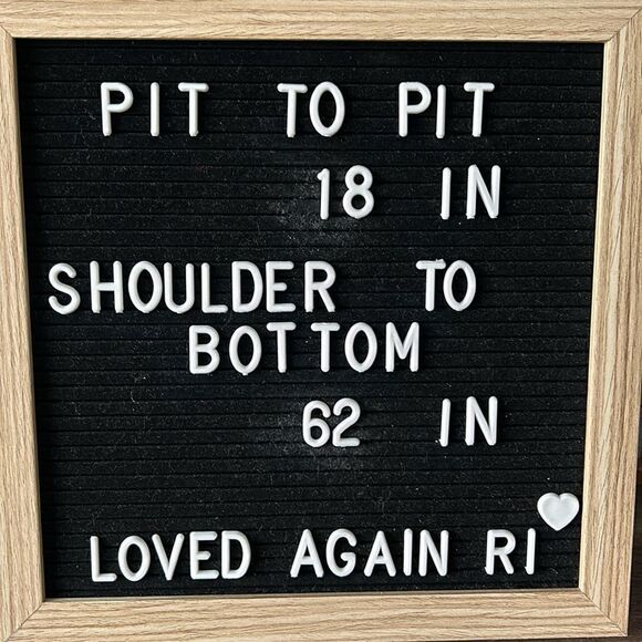 JVN by Jovanni Plunging Neck Gown NWT - Picture 10 of 10